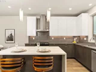 Photo #4: 19002579 Listing 