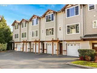 Photo #2: 19009803 Listing 