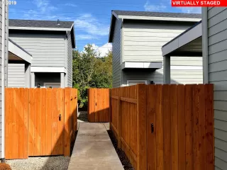 Photo #2: 19019553 Listing