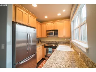 Photo #4: 19019718 Listing 