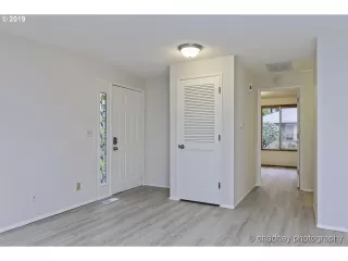 Photo #1: 19021128 Listing