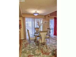 Photo #3: 19023471 Listing