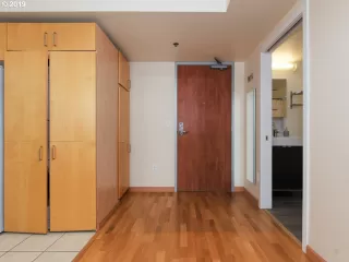 Photo #3: 19024377 Listing 