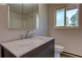 Photo #6: 19026723 Listing