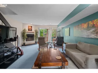 Photo #3: 190268897 Listing