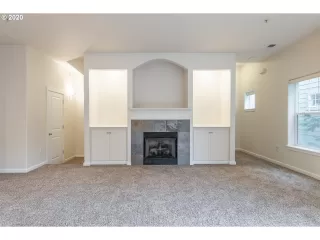 Photo #2: 19027565 Listing 