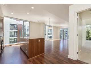 Photo #1: 19037855 Listing