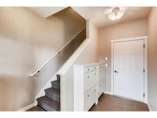 Photo #2: 19040660 Listing