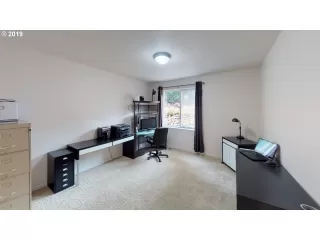 Photo #1: 19042317 Listing