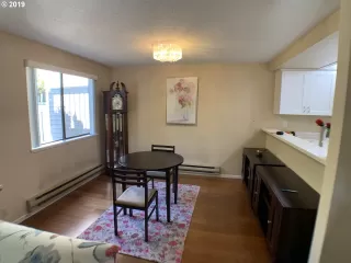 Photo #5: 19053518 Listing 