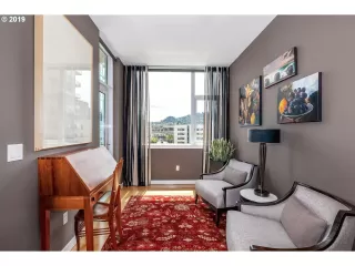 Photo #4: 19056300 Listing 