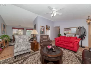 Photo #1: 19059657 Listing