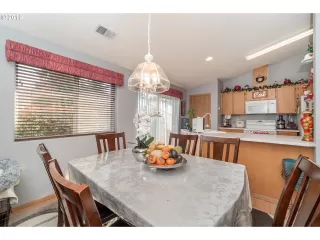 Photo #3: 19059657 Listing