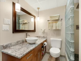 Photo #1: 19069643 Listing