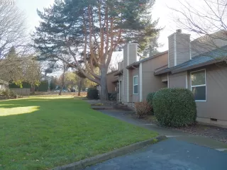 Photo #1: 19069679 Listing 