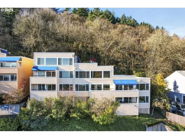 MLS: 190705068 Condo For Sale