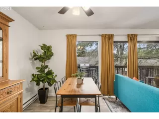 Photo #2: 190736996 Listing