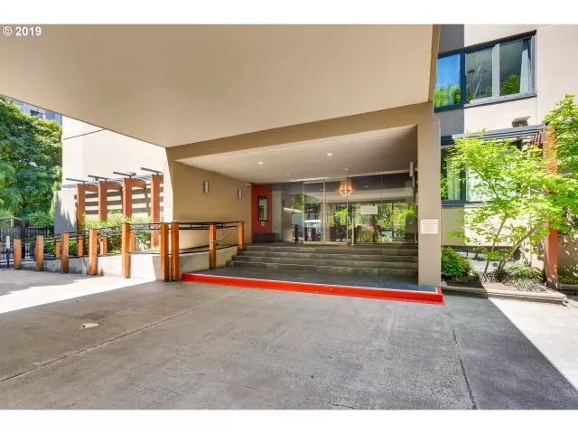 MLS: 19079306 Condo For Sale
