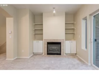 Photo #3: 19080013 Listing