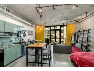 Photo #2: 19083932 Listing 