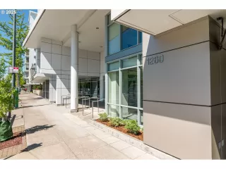 Photo #1: 190851535 Listing 