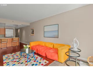 Photo #6: 190851535 Listing 