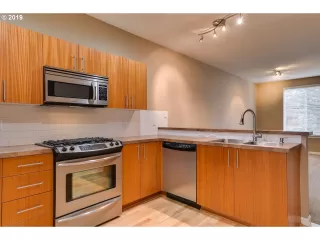 Photo #1: 19097322 Listing 