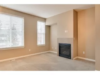 Photo #4: 19097322 Listing 