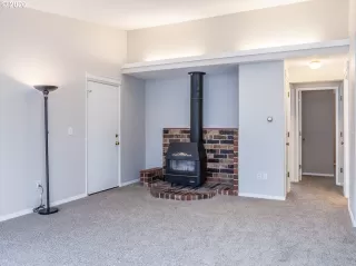 Photo #1: 19102395 Listing 