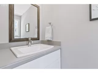 Photo #2: 19103148 Listing