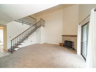 Photo #2: 19103420 Listing