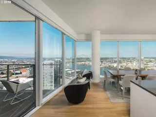 Photo #2: 19107208 Listing