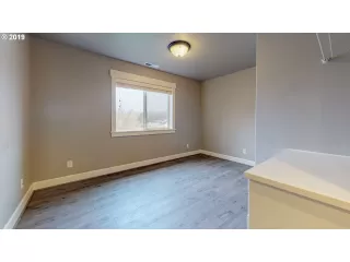 Photo #6: 19111329 Listing 