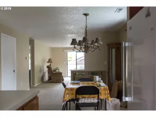 Photo #1: 19117300 Listing