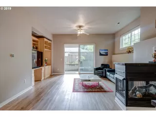 Photo #1: 19118203 Listing