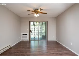 Photo #5: 19120308 Listing 