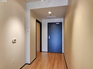 Photo #2: 19141325 Listing 