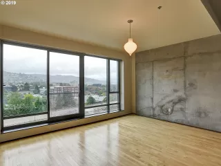 Photo #5: 19141325 Listing 