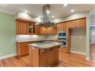 Photo #3: 19141888 Listing