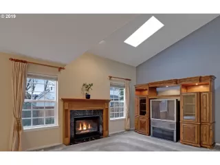 Photo #1: 19149290 Listing