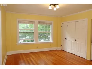 Photo #5: 19150774 Listing