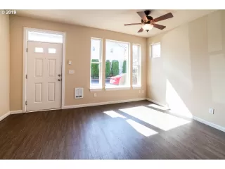 Photo #1: 19151711 Listing 