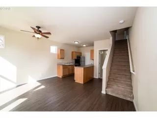 Photo #2: 19151711 Listing 