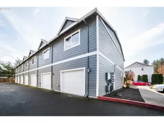 Photo #3: 19151711 Listing 