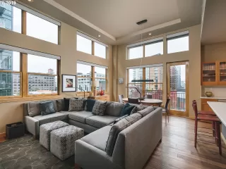 Photo #3: 19153085 Listing 