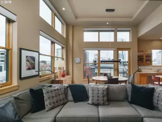 Photo #4: 19153085 Listing 