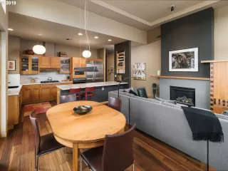 Photo #6: 19153085 Listing 