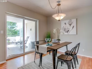 Photo #6: 19155307 Listing 