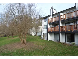 Photo #5: 19172491 Listing 