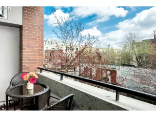 Photo #6: 19181555 Listing 